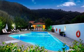 Artemis Bungalows